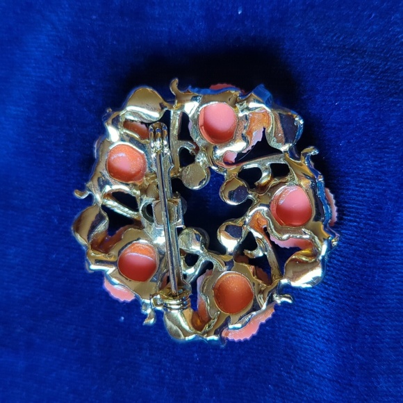 Brooch - Picture 2 of 2